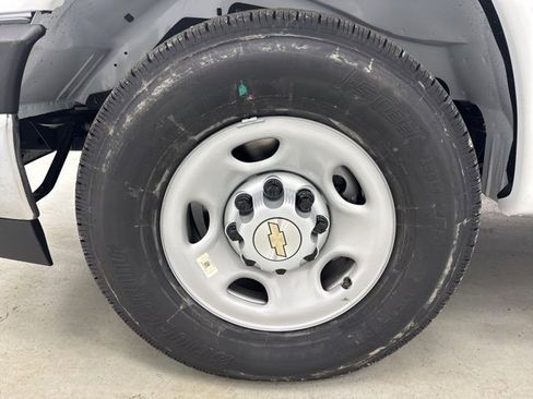 New 2026 Chevrolet Express 3500 w/ Power Convenience Package image 41