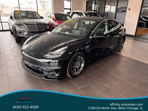 Used 2018 Tesla Model 3 Long Range image 1