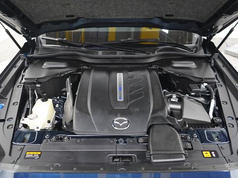 Certified 2024 MAZDA CX-90 Plug-In Hybrid w/ Premium Plus AWD/4WD image 32