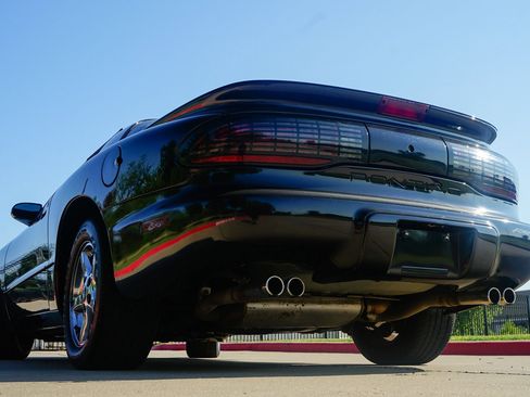 Used 1996 Pontiac Firebird Formula image 11