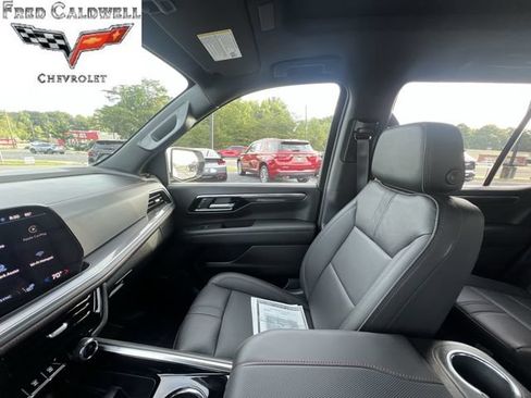 Used 2026 Chevrolet Tahoe RST w/ Comfort Package AWD/4WD image 11