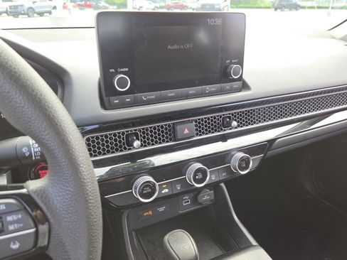 Used 2023 Honda Civic LX image 28