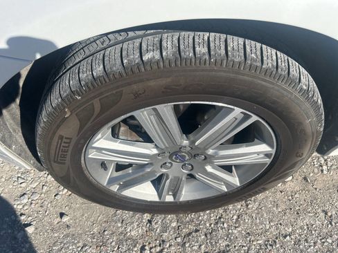 Used 2017 Volvo XC60 T5 Inscription w/ Advanced Package image 9