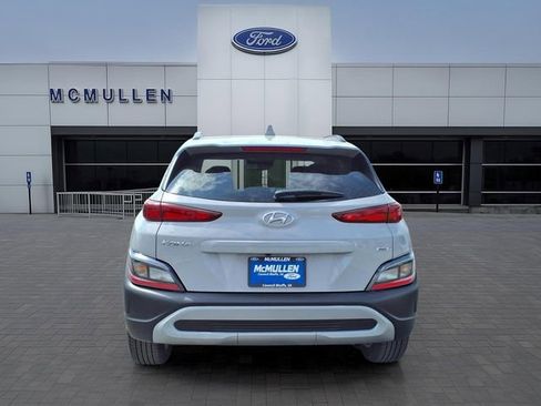 Used 2023 Hyundai Kona SEL AWD/4WD image 4