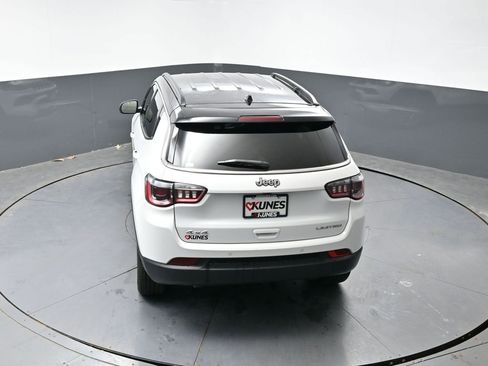 Used 2025 Jeep Compass Limited AWD/4WD image 47