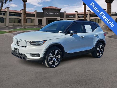 Used 2022 Volvo XC40 P8 Recharge Plus AWD/4WD image 4