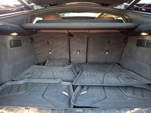 Used 2024 BMW X6 xDrive40i w/ Premium Package image 30