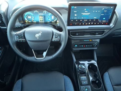 Used 2025 Ford Bronco Sport Outer Banks w/ Outer Banks Tech Package+ image 27