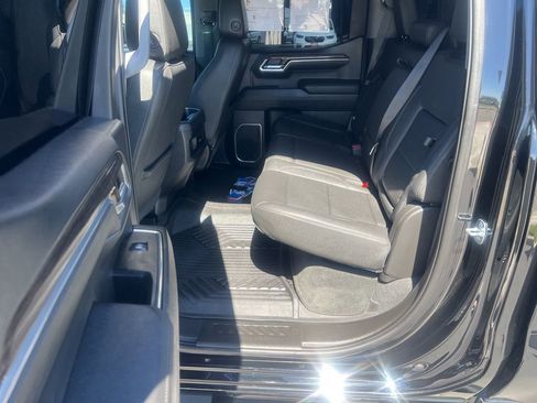 Used 2023 Chevrolet Silverado 1500 LT Trail Boss w/ LT Trail Boss Premium Package image 28