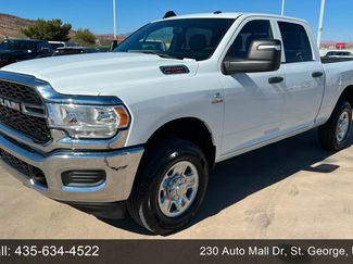 Used 2024 RAM 3500 Tradesman w/ Chrome Appearance Group AWD/4WD video 1