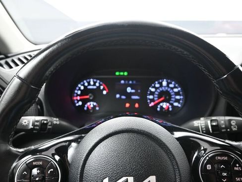 Used 2022 Kia Soul GT-Line FWD image 17