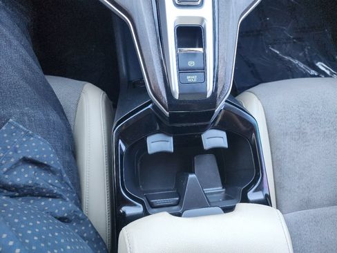 Used 2018 Honda Clarity Plug-In Hybrid image 18