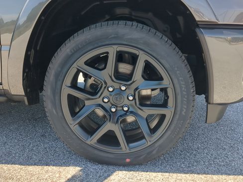 New 2026 RAM 1500 Laramie w/ Night Edition AWD/4WD image 9