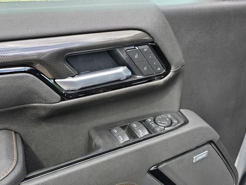 New 2026 GMC Sierra 2500 AT4 w/ AT4 Premium Plus Package AWD/4WD image 14