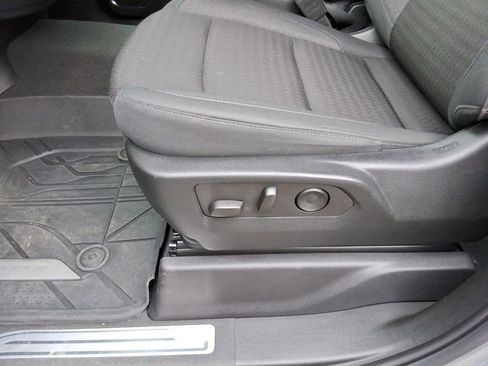 Certified 2024 Chevrolet Silverado 1500 RST AWD/4WD image 24