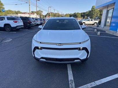 New 2025 Chevrolet Equinox EV LT w/ LPO, All-Weather Mat Package