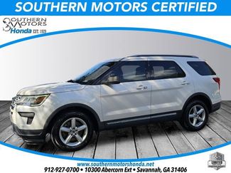 Used 2018 Ford Explorer XLT FWD video 1