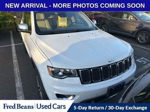 Used 2020 Jeep Grand Cherokee Limited AWD/4WD image 15