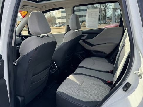 Used 2021 Subaru Forester Premium image 33
