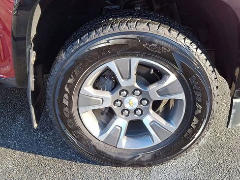 Used 2017 Chevrolet Colorado Z71 image 13