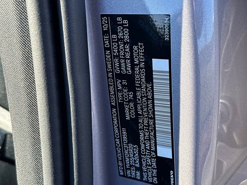 New 2026 Volvo XC60 B5 Plus w/ Protection Package Premier image 26