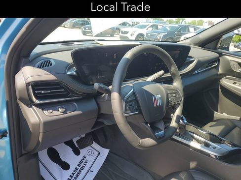 Certified 2025 Buick Envista Sport Touring w/ Convenience I Package FWD image 8