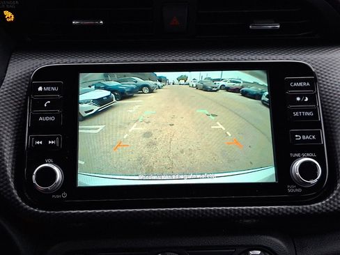 Used 2023 Nissan Kicks SV image 17