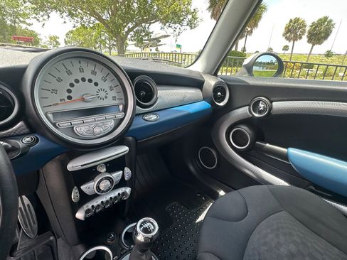 Used 2009 MINI Cooper S FWD image 35