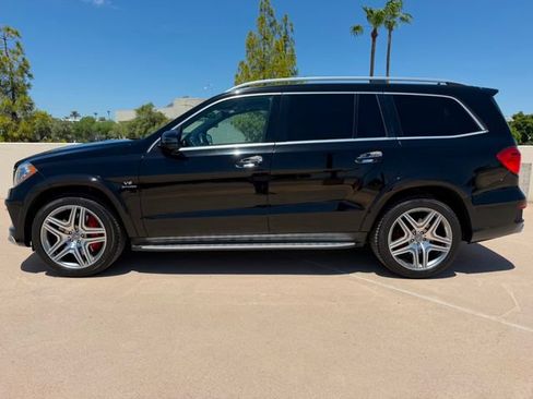 Used 2014 Mercedes-Benz GL 63 AMG 4MATIC w/ Accessory Chrome Package image 5