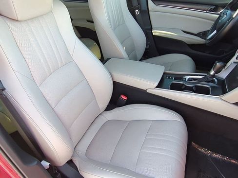 Used 2018 Honda Accord EX-L image 22