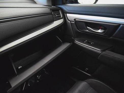 Used 2019 Honda CR-V LX image 16