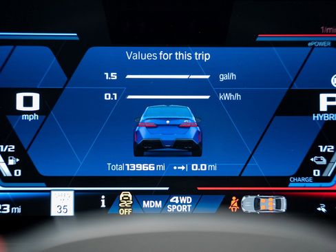 Used 2025 BMW M5 image 51