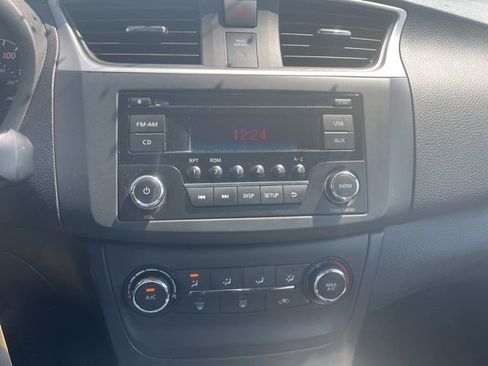 Used 2017 Nissan Sentra S FWD image 22