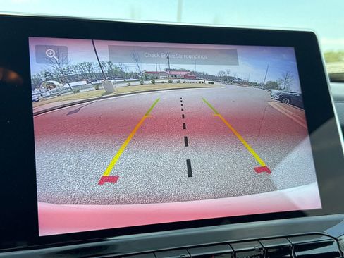 Used 2025 Jeep Compass Limited image 29