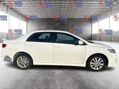 Used 2010 Toyota Corolla S FWD image 4