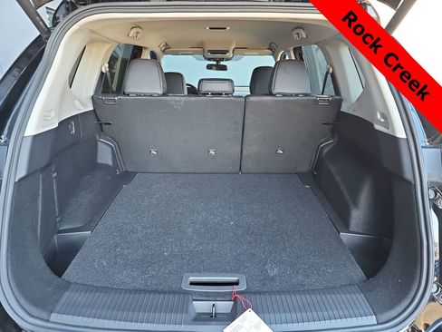 Used 2025 Nissan Rogue SV image 23