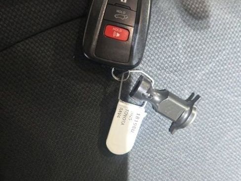 Used 2025 Toyota RAV4 XLE w/ Convenience Package image 23