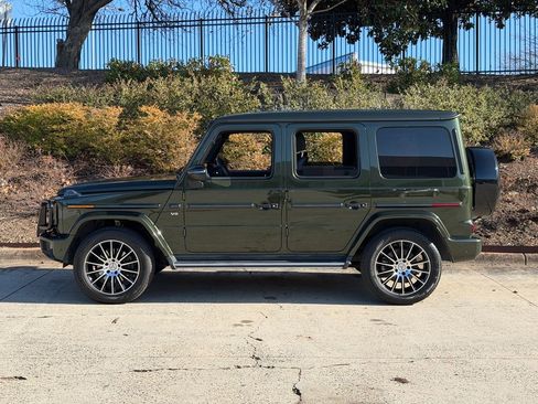 Used 2019 Mercedes-Benz G 550 w/ Exclusive Interior Package image 6
