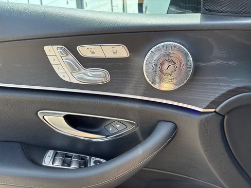 Used 2017 Mercedes-Benz E 300 4MATIC image 14