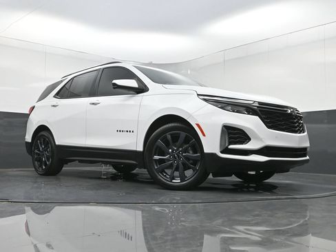 Used 2024 Chevrolet Equinox RS FWD image 22