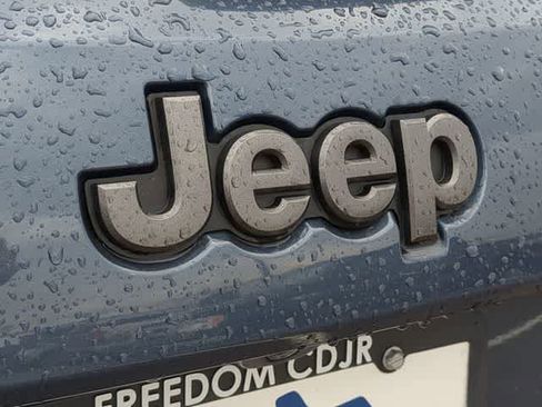 Used 2021 Jeep Grand Cherokee Limited w/ Quick Order Package 28K 80th AWD/4WD image 11