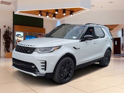 New 2025 Land Rover Discovery Dynamic SE