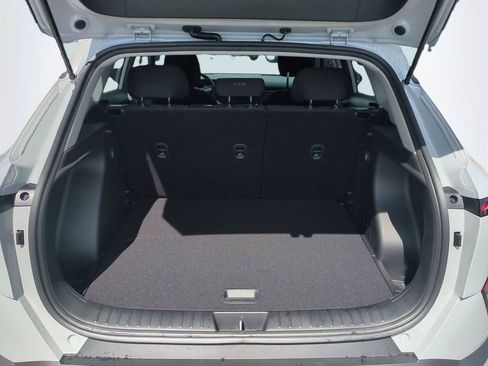 New 2027 Hyundai Kona SE FWD image 14