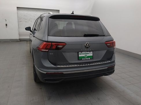 Used 2022 Volkswagen Tiguan SE FWD image 6