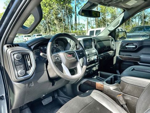 Certified 2021 GMC Sierra 1500 SLT w/ SLT Convenience Package image 10