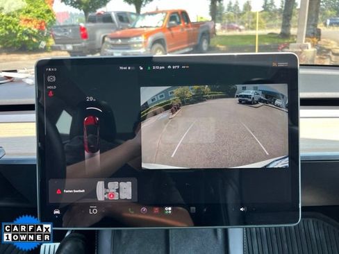Used 2022 Tesla Model Y Performance AWD/4WD image 30