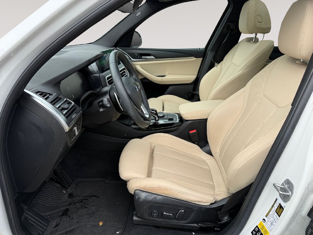 Certified 2024 BMW X3 xDrive30i w/ Convenience Package AWD/4WD image 2