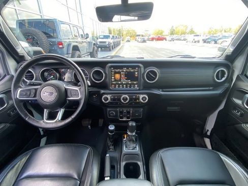 Used 2022 Jeep Wrangler Unlimited Sahara 4xe w/ Cold Weather Group image 15