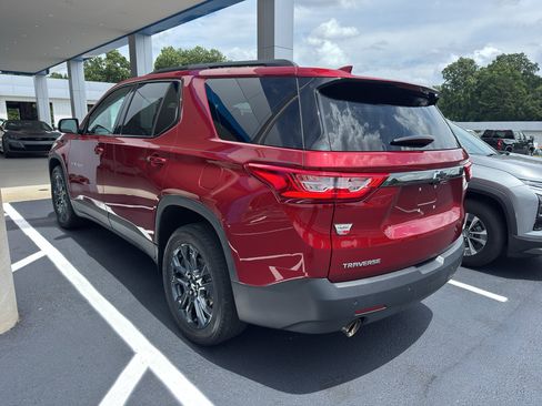 Used 2019 Chevrolet Traverse RS FWD image 4