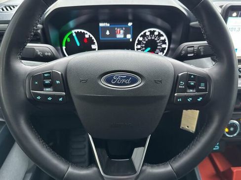 Certified 2023 Ford Maverick XLT w/ XLT Luxury Package image 18